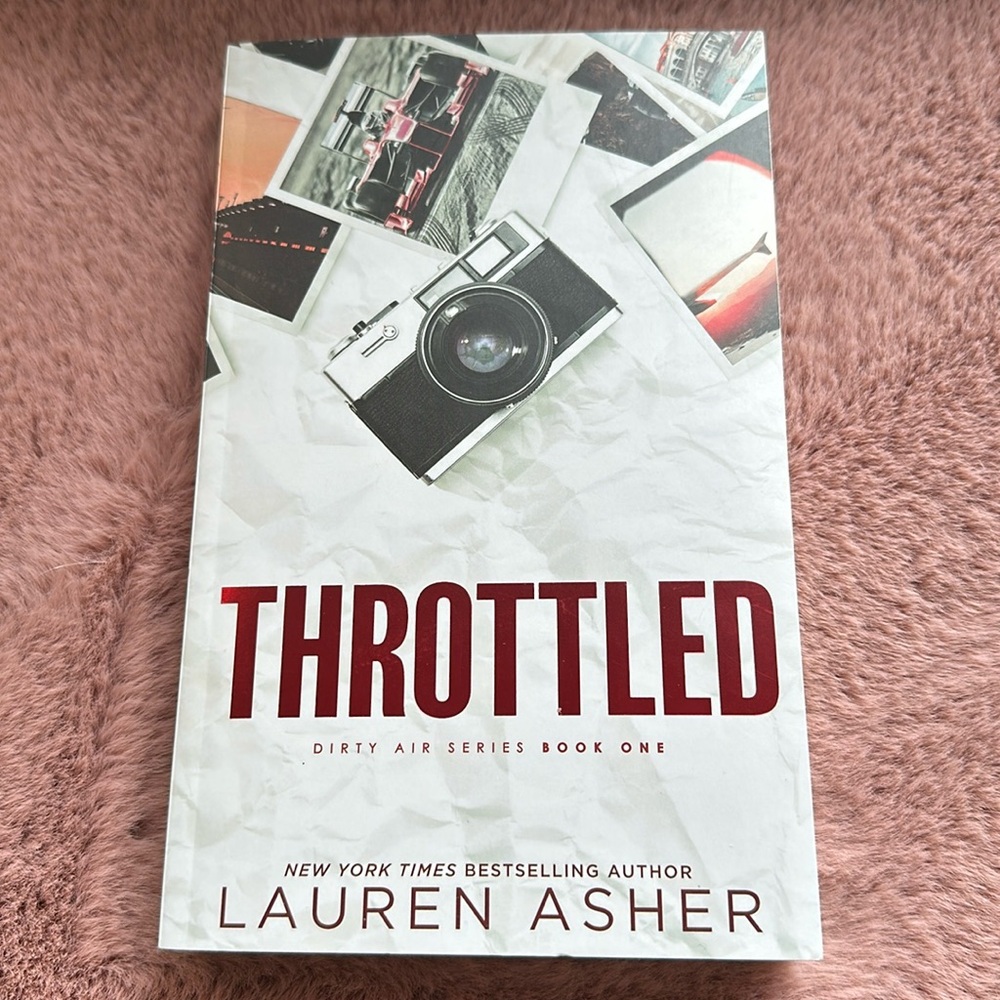 ✨ Throtted by Lauren Asher ✨